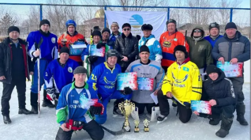 Забываем про боль, когда спешим на тренировку — карагандинские хоккеисты-ветераны