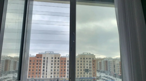 Окна в новых домах в Казахстане будут обеспечены замками для безопасности детей