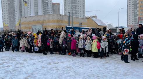 В Караганде провели тренировочную эвакуацию учеников школы