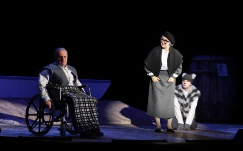 В Темиртауском театре представили новую постановку «Cтендап на четырех лапах»