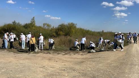 «Таза Қазақстан»: Молодёжь Карагандинской области активно участвует в экоакции