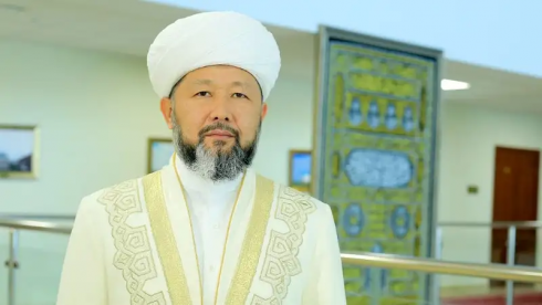 Казахстанцев поздравили с началом Рамазана