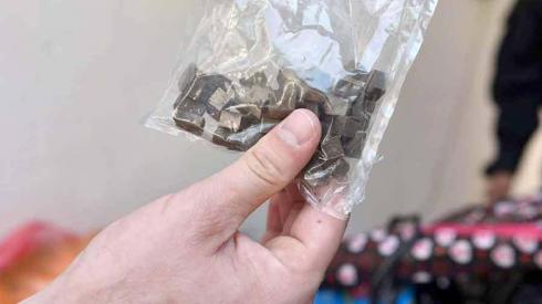 2 кг гашиша изъяли у таразца полицейские Караганды