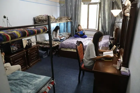 В Казахстане изменились правила перевода студентов вузов на дистанционное обучение