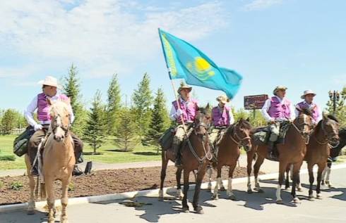 Любители конного спорта из Венгрии стали участниками многодневного похода по РК
