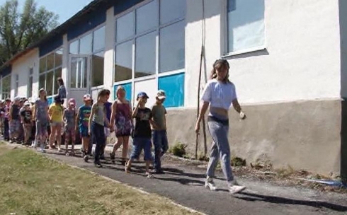 Лагерь темиртау. Дол факел Бердянск. Лагерь факел в Новоминской.