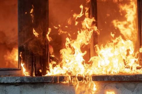 Во время пожара в Сарани погиб хозяин дома